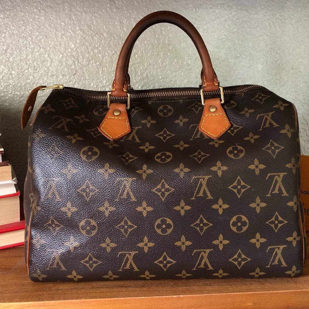 Authentic Louis Vuitton Speedy 30 Monogram